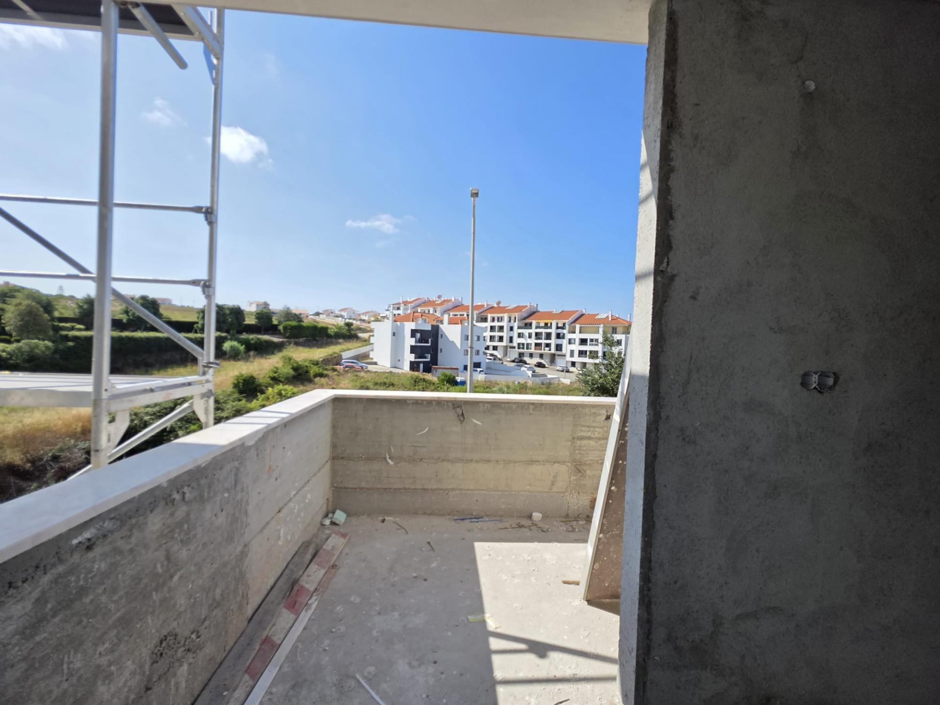 Apartamento T1 Novo - Empreendimento Verde e Mar