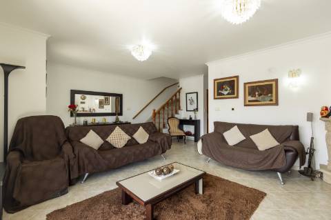 Moradia T4 junto ao centro da vila da Ericeira