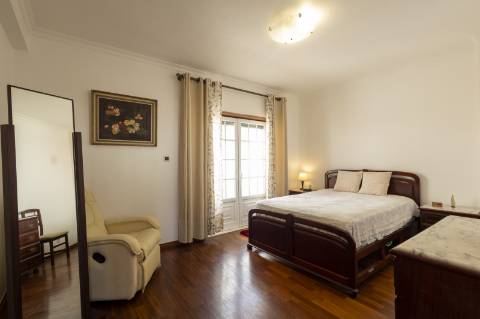 Moradia T4 junto ao centro da vila da Ericeira