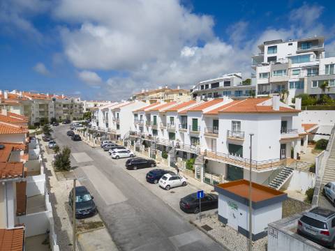 Moradia T4 junto ao centro da vila da Ericeira
