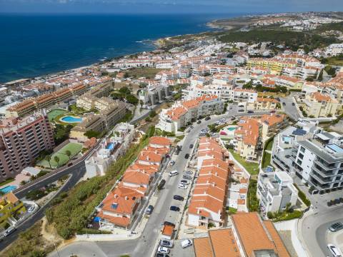 Moradia T4 junto ao centro da vila da Ericeira