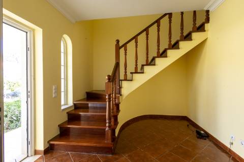 Moradia T3 a 2 km do centro da Vila da Ericeira