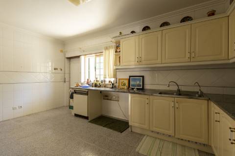 Moradia T3 a 2 km do centro da Vila da Ericeira