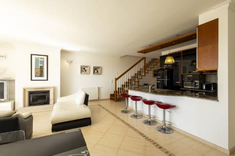 Apartamento T4 Duplex na Quinta de São Sebastião