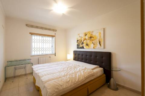 Apartamento T4 Duplex na Quinta de São Sebastião