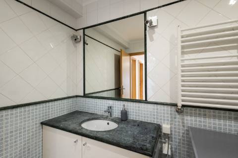 Apartamento T4 Duplex na Quinta de São Sebastião