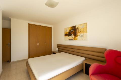 Apartamento T4 Duplex na Quinta de São Sebastião