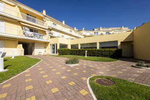 Apartamento T4 Duplex na Quinta de São Sebastião