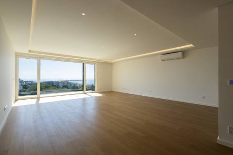 Moradia T4 Contemporânea na Ericeira com piscina