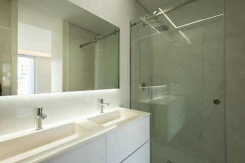 Moradia T4 Contemporânea na Ericeira com piscina