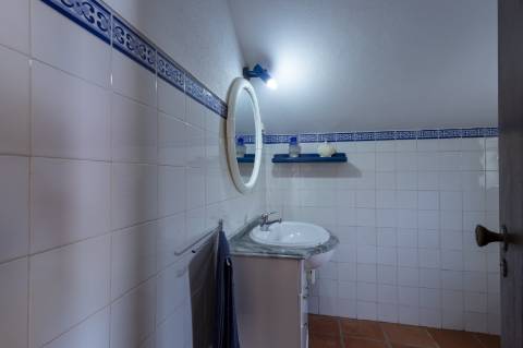 Moradia T4 no centro da Vila de Santa Cruz a 100m da praia e 22km do centro da Ericeira