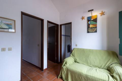 Moradia T4 no centro da Vila de Santa Cruz a 100m da praia e 22km do centro da Ericeira