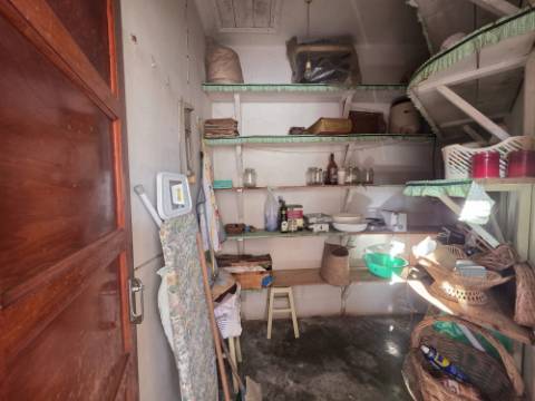 Moradia T3 com quintal e ampla garagem - Encarnação