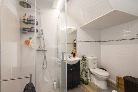 Belíssima Moradia T2 de gaveto de arquitetura tradicional - Ericeira