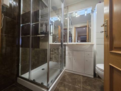 Apartamento T3 para arrendar em prédio com elevador - Ericeira