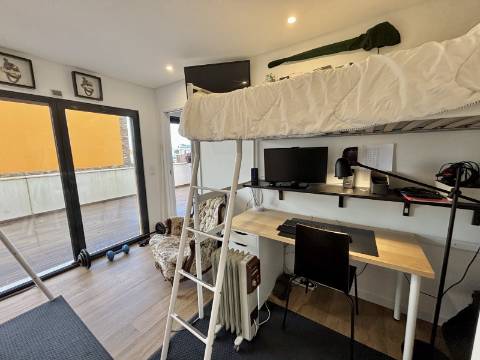 Moradia T4 com excelentes acabamentos a 3 min do centro da vila da Ericeira