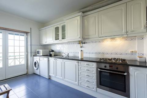 Moradia T4 na Ericeira para arrendar