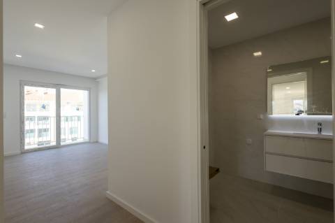 Apartamento T2 Novo virado a poente na Ericeira
