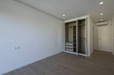 Apartamento T2 Novo virado a poente na Ericeira
