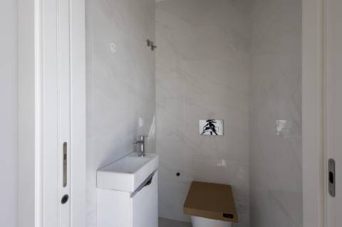 Penthouse T3 com excelente exposição solar na Ericeira