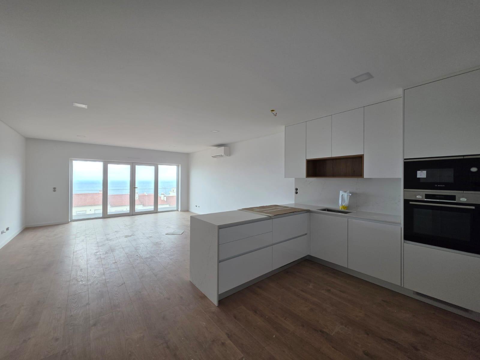 Apartamento NOVO com duas suites na Ericeira