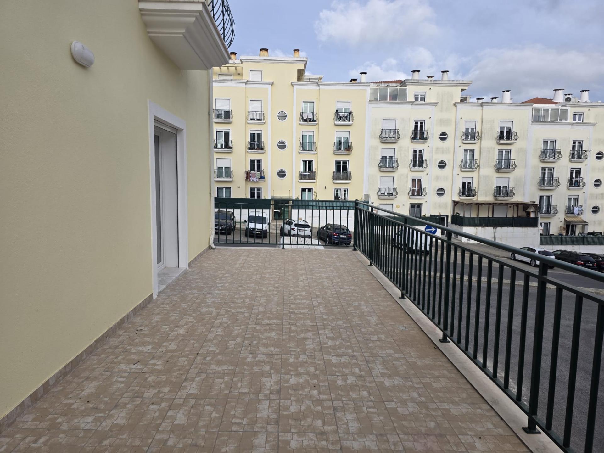 Apartamento T2 para arrendar em Mafra