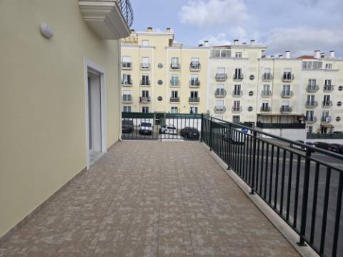 Apartamento T2 para arrendar em Mafra
