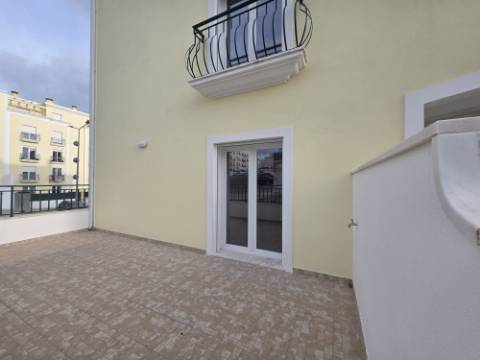 Apartamento T2 para arrendar em Mafra
