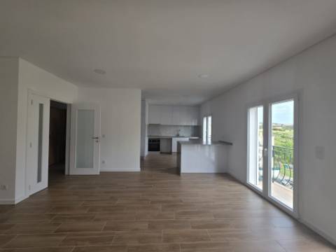 Apartamento T2 para arrendar em Mafra