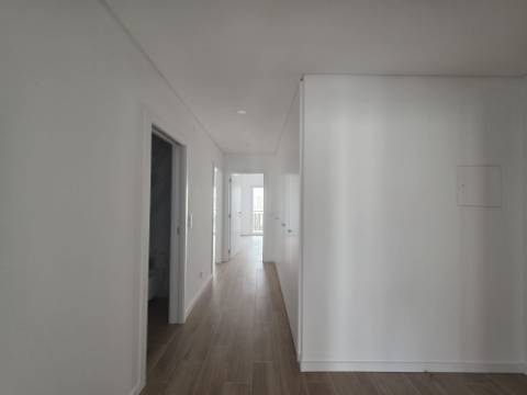 Apartamento T2 para arrendar em Mafra