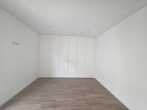 Apartamento T2 para arrendar em Mafra