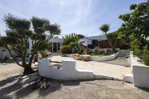Belíssima Quinta na Ericeira inserida numa zona calma