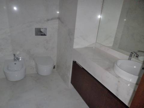 Restelo-Belém, apartamento T4 Vista sobre o Rio Tejo, novos a estrear