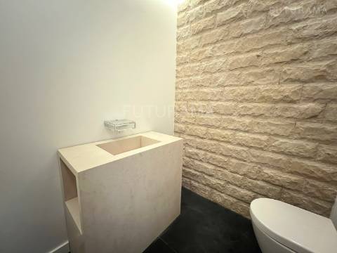 Quinta da Marinha Sul- Cascais, Luxuosa Moradia a 850m do Oceano Atlântico