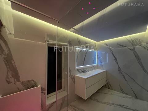 Quinta da Marinha Sul- Cascais, Luxuosa Moradia a 850m do Oceano Atlântico