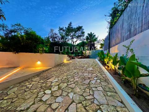 Quinta da Marinha Sul- Cascais, Luxuosa Moradia a 850m do Oceano Atlântico