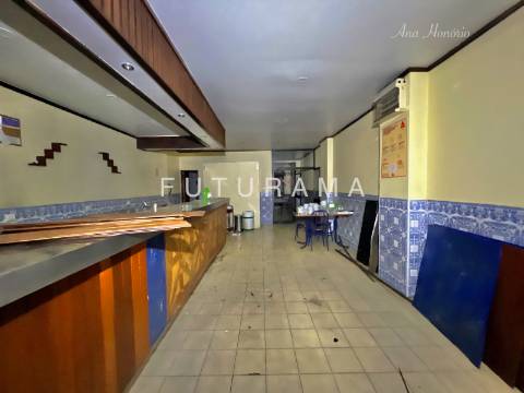 Espaço Comercial / Restaurante - Lumiar - Lisboa