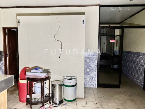 Espaço Comercial / Restaurante - Lumiar - Lisboa