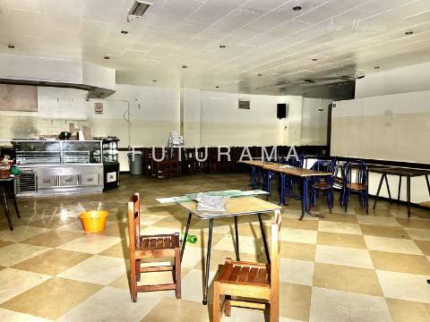Espaço Comercial / Restaurante - Lumiar - Lisboa