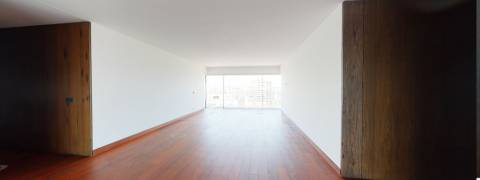 Restelo- Belém - Apartamento T4 em , vista sobre o Rio Tejo, novos a estrear