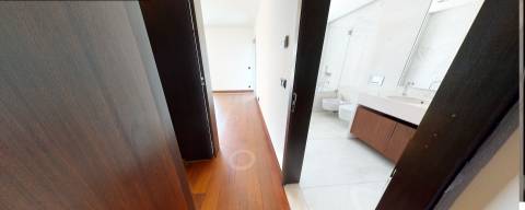 Restelo- Belém - Apartamento T4 em , vista sobre o Rio Tejo, novos a estrear