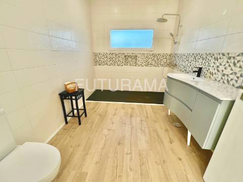 MORADIA TÉRREA INDEPENDENTE T3+2 | 1500m2 Terreno