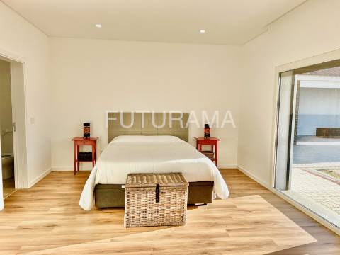 MORADIA TÉRREA INDEPENDENTE T3+2 | 1500m2 Terreno