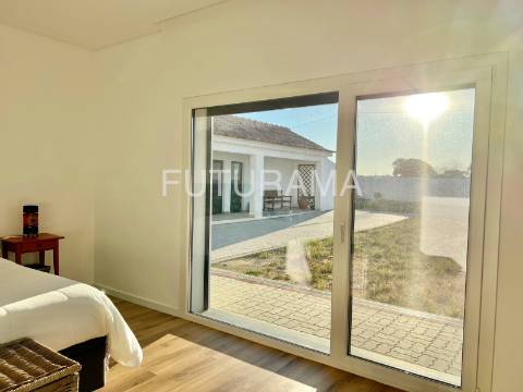 MORADIA TÉRREA INDEPENDENTE T3+2 | 1500m2 Terreno