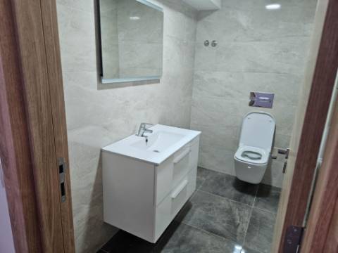 Moradia T4 a estrear com piscina em Alverca do Ribatejo - Vila Franca de Xira