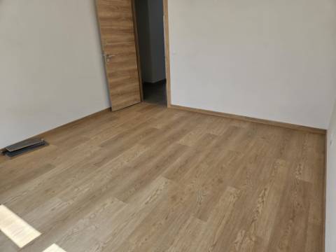 Moradia T4 a estrear com piscina em Alverca do Ribatejo - Vila Franca de Xira