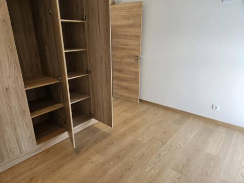 Moradia T4 a estrear com piscina em Alverca do Ribatejo - Vila Franca de Xira