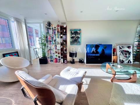 Excelente T4 Nova Oeiras
