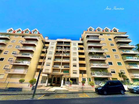 Excelente T3 Monte Estoril a 5 minutos da praia
