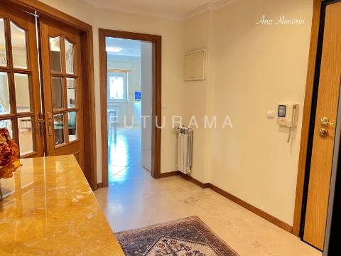 Excelente T3 Monte Estoril a 5 minutos da praia
